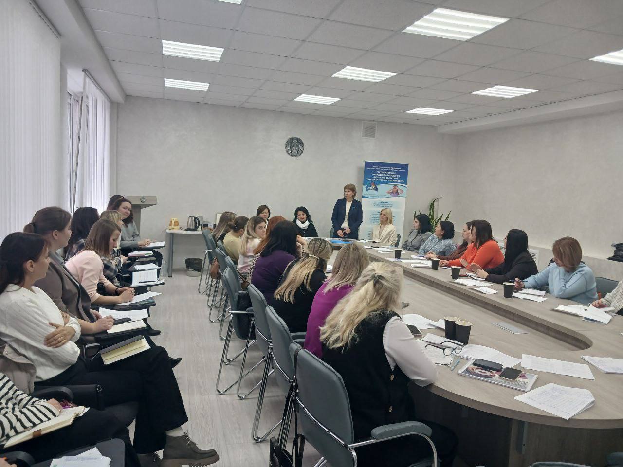 Круглый стол «Изучение особенностей семейного воспитания, детско-родительских отношений в рамках проведения социального расследования и профилактики семейного неблагополучия» - мероприятие продолжающее серию круглых столов, направленных на повышение эффек